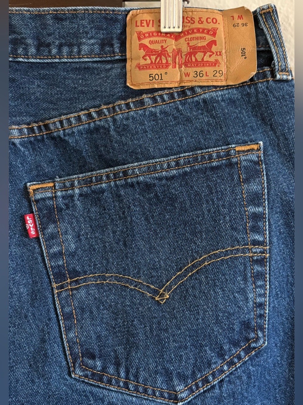 Levi's 501 Original Fit Straight Leg Jeans| Dark Wash | Button Fly | W36 L29